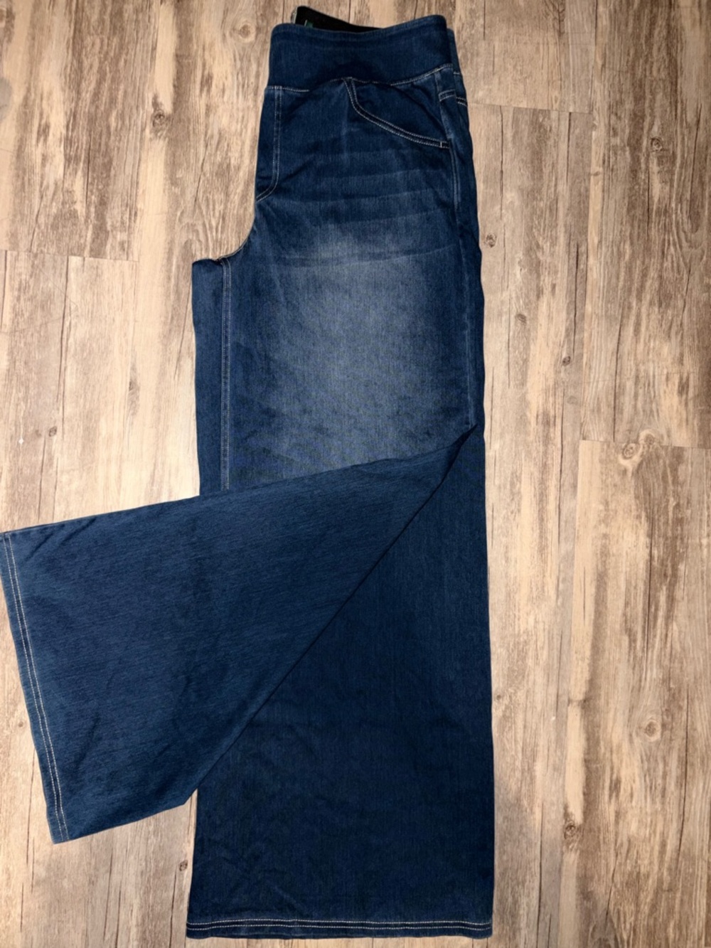 HALARA Navy Blue Active Leggings with Contrast Stitching